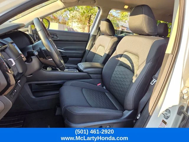 Used 2024 Pearl White Nissan SV image 7