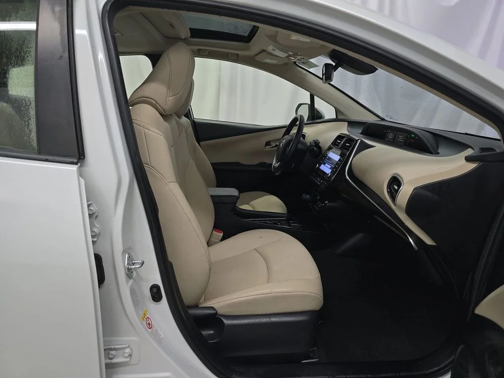 Certified Used 2022 Beige Toyota XLE image 14