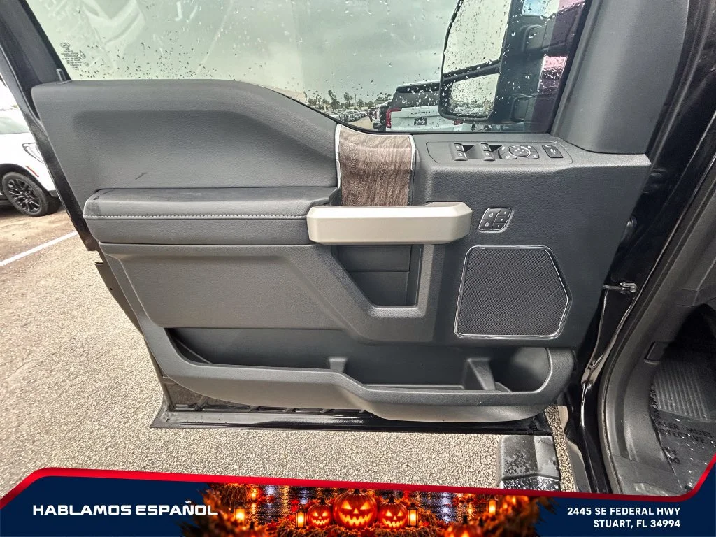 Used 2019  Ford XL image 23
