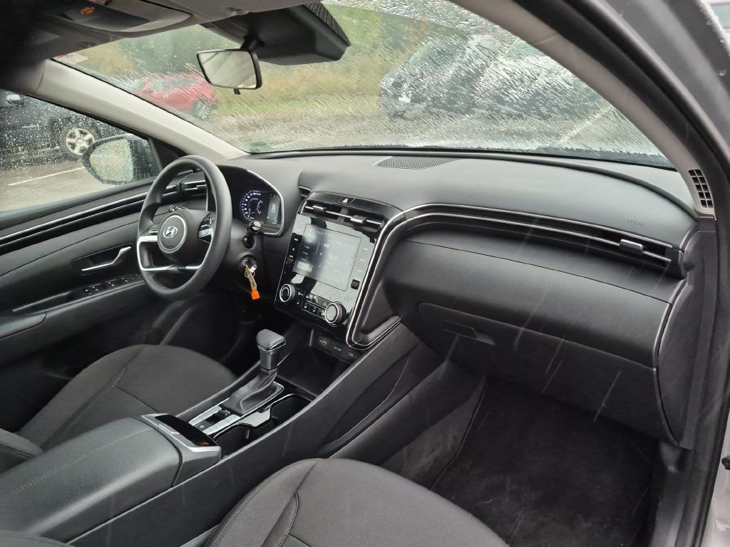 Used 2024 Silver Hyundai SE image 29