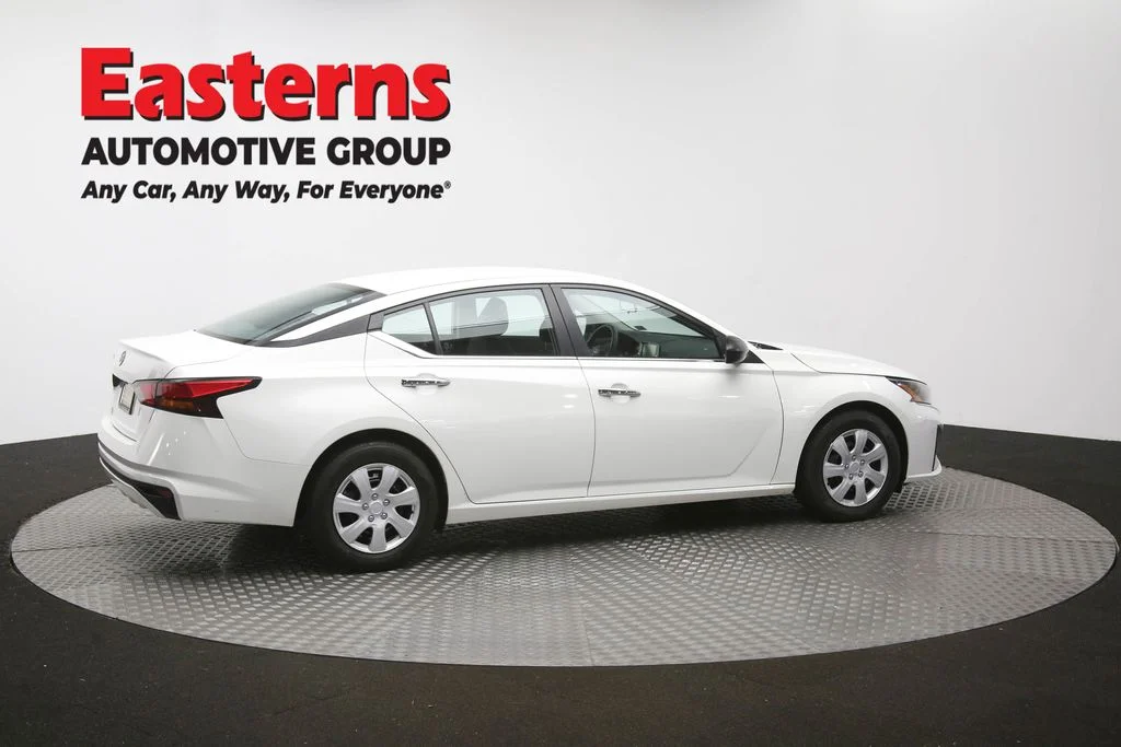 Used 2024 White Nissan 2.5 S image 41