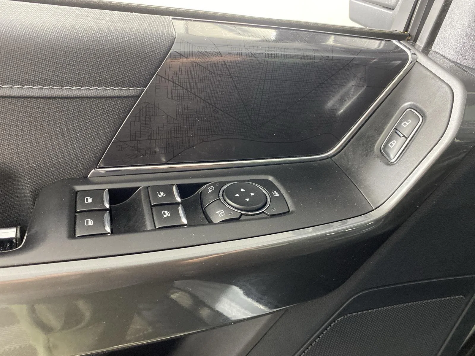 Used 2022 Space White Ford  image 13