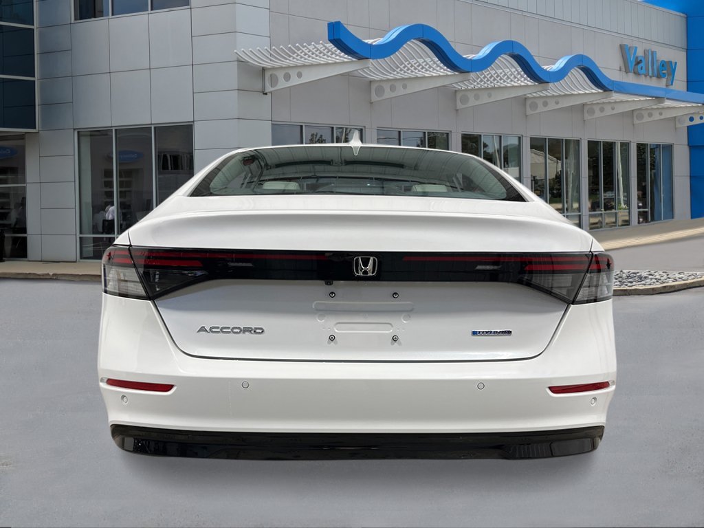New 2026 Platinum White Pearl Honda EX-L image 4