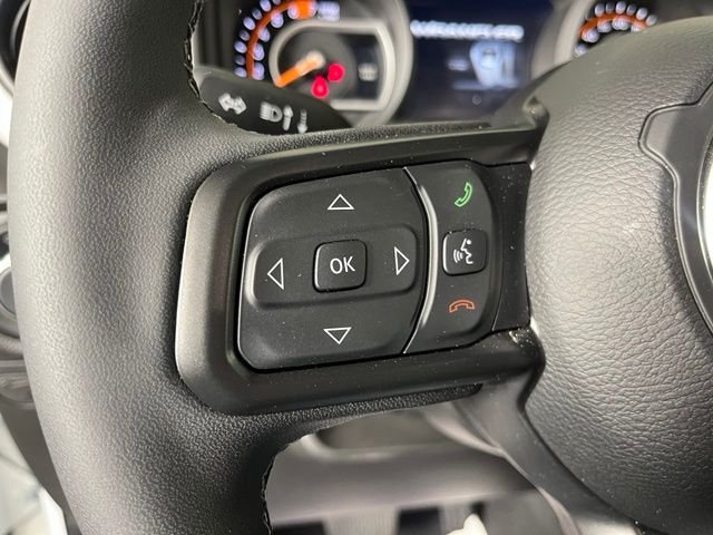 Used 2026 White Jeep Sport S image 21
