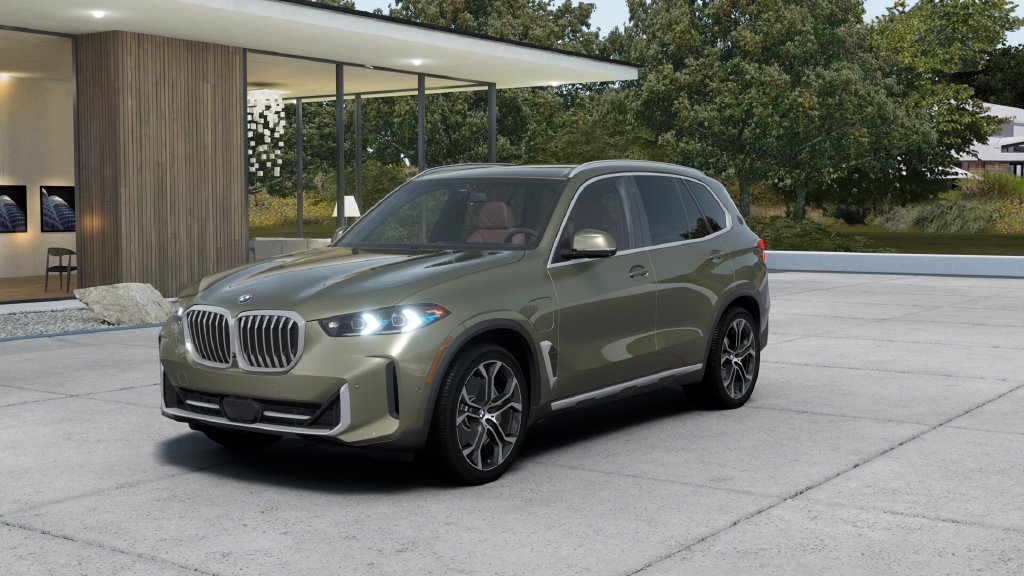 New 2026 Green Metallic BMW xDrive50e image 27