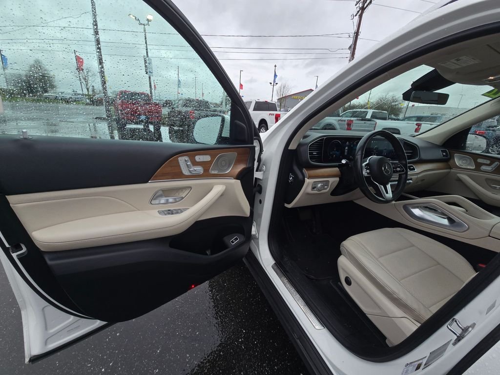 Used 2022 White Mercedes-Benz GLE 350 image 16
