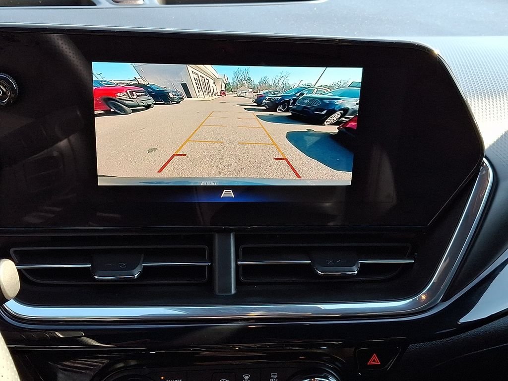2025 Chevrolet Trax RS - Photo 18