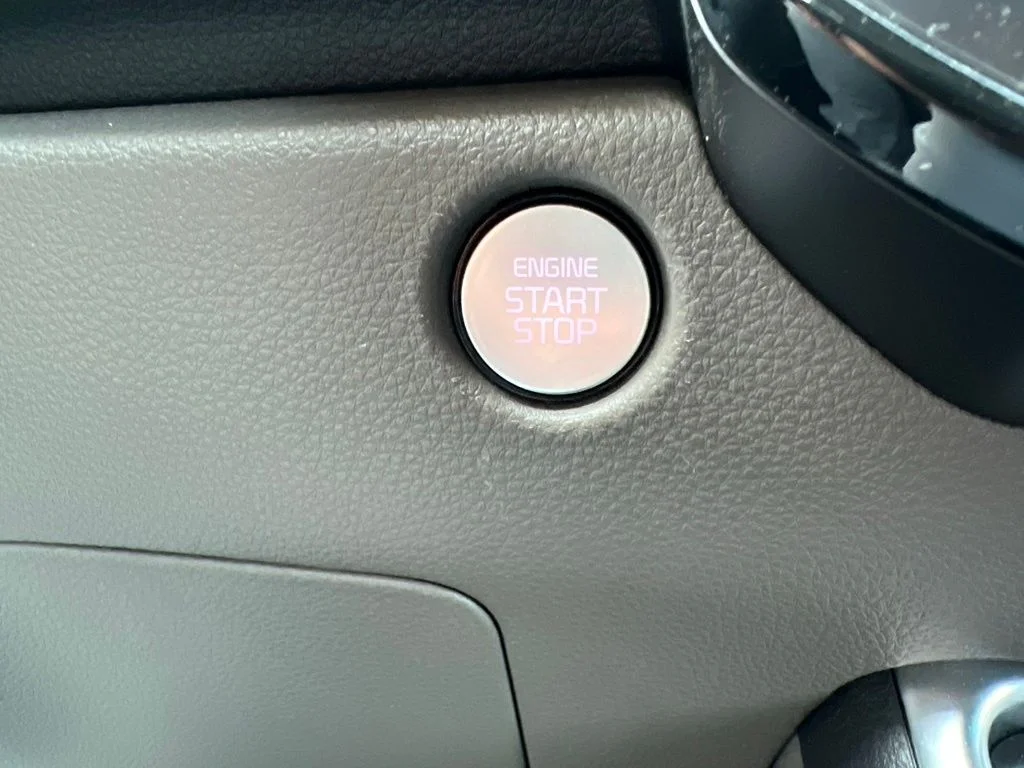 Used 2026 White Kia EX image 22