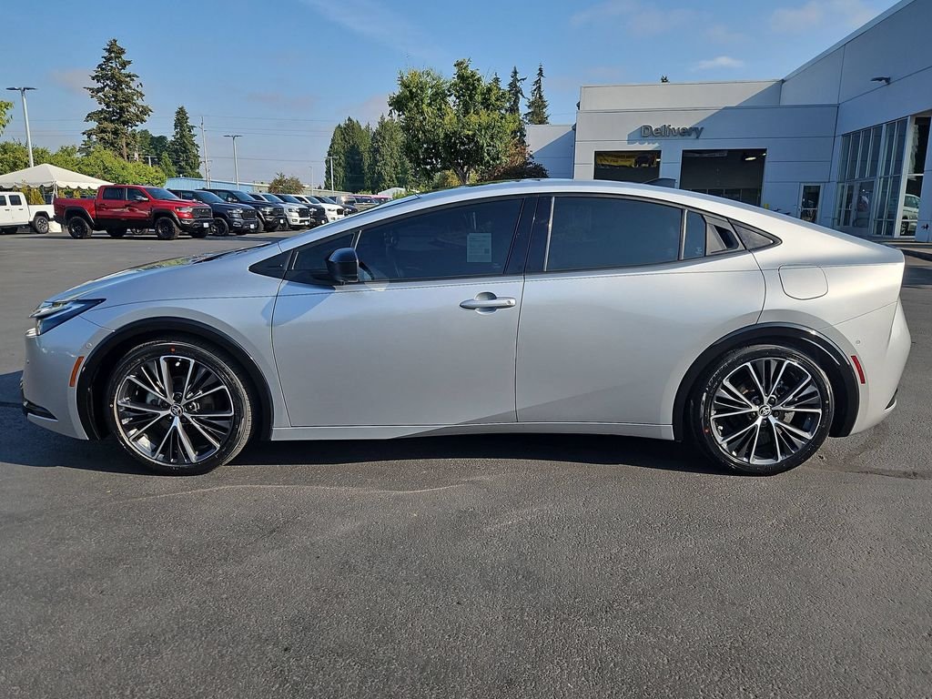 Used 2024 Cutting Edge Toyota Limited image 3