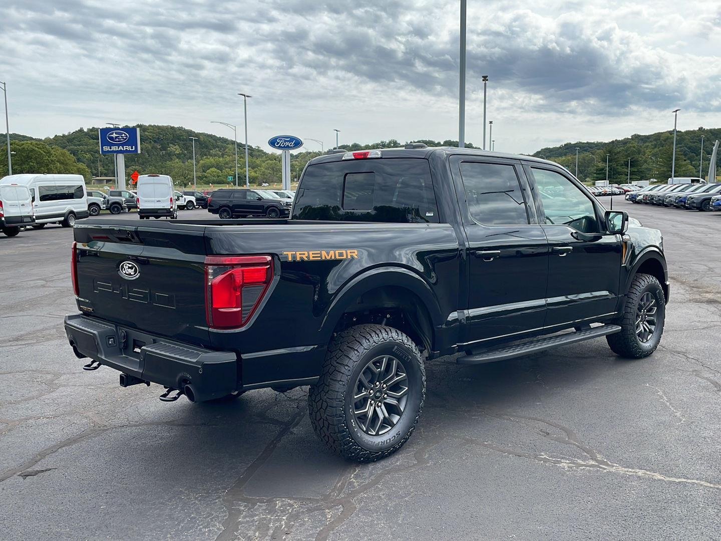 New 2026 Agate Black Metallic Ford Tremor® image 5