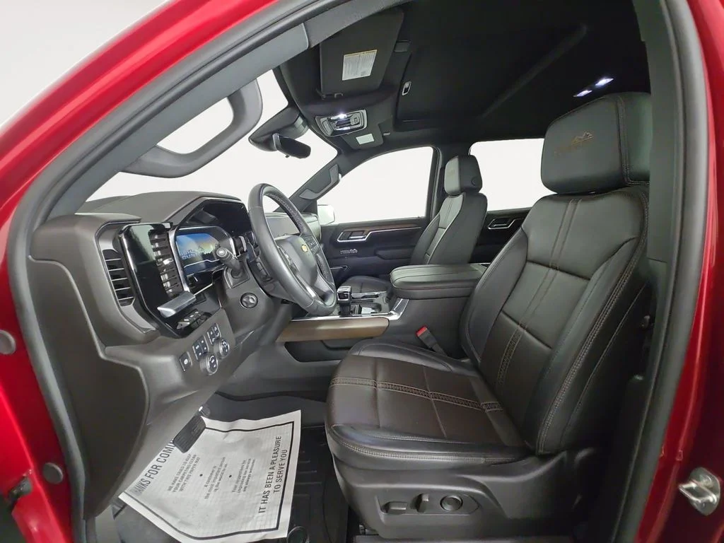 Used 2024 Red Chevrolet High Country image 10