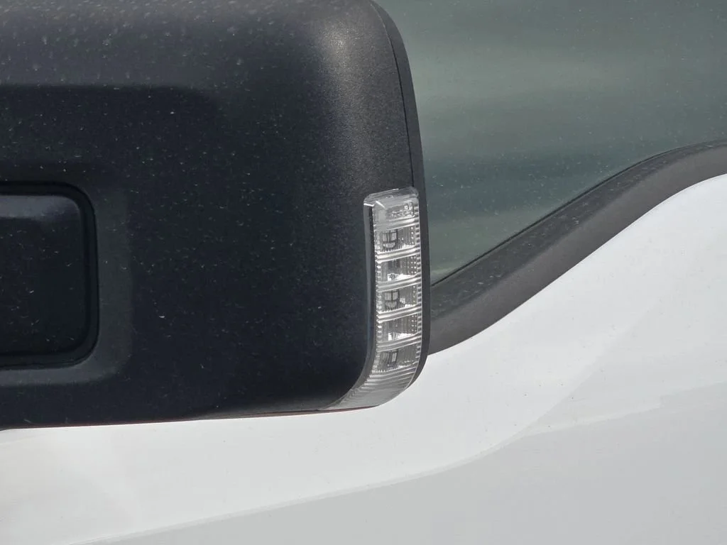 Used 2021 White Ford XL image 23