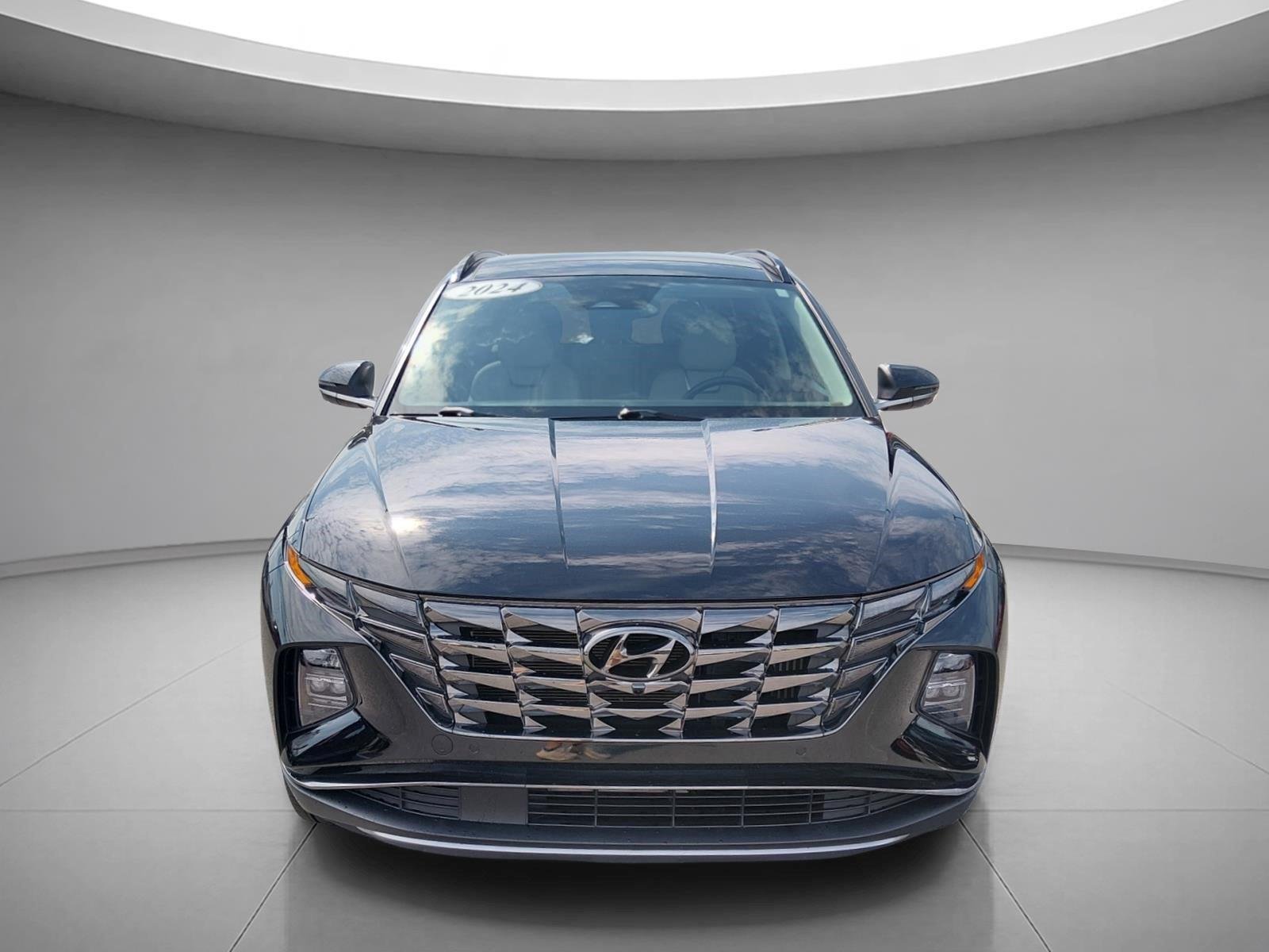 Used 2024 Black Pearl Hyundai Limited image 8
