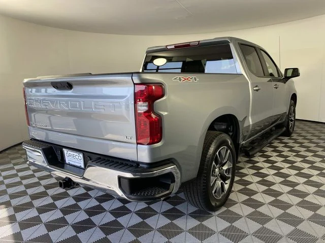 Used 2023 Gray Chevrolet LT image 9