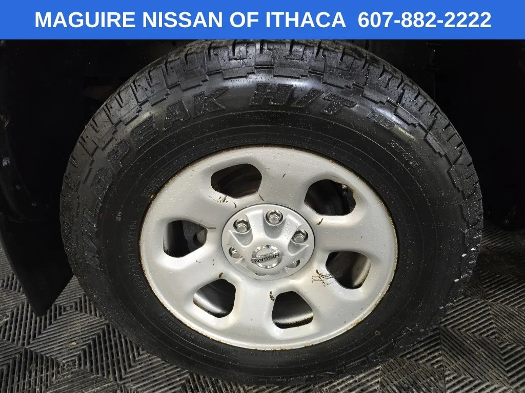 Used 2018 Black Nissan S image 13
