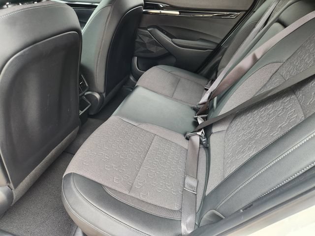 car-gallery-32