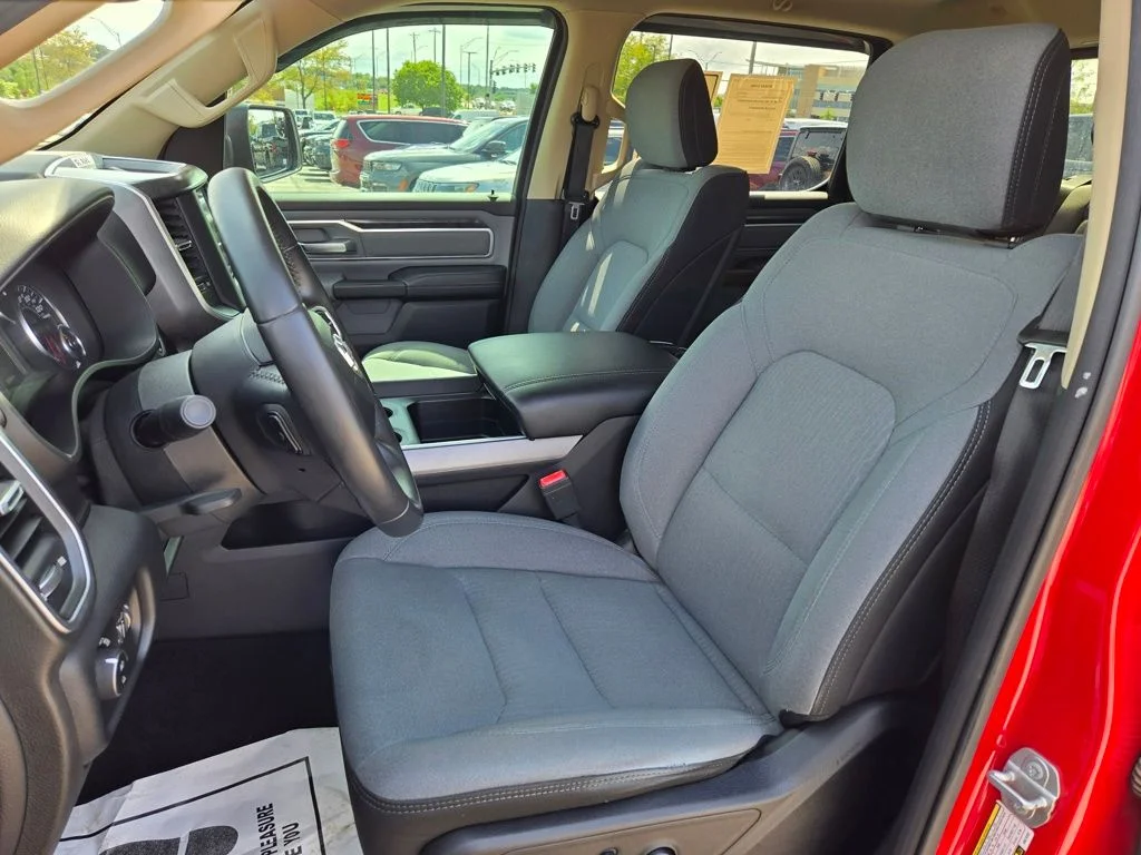 Used 2019 Red Ram Big Horn/Lone Star image 17