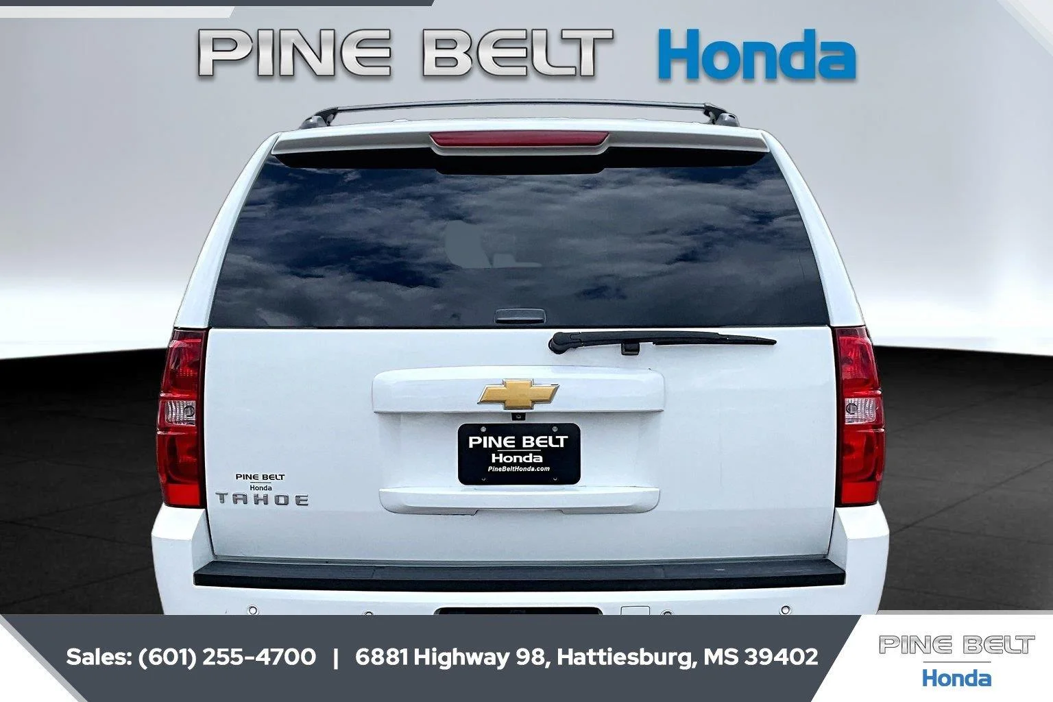 Used 2013 Summit White Chevrolet LS image 4