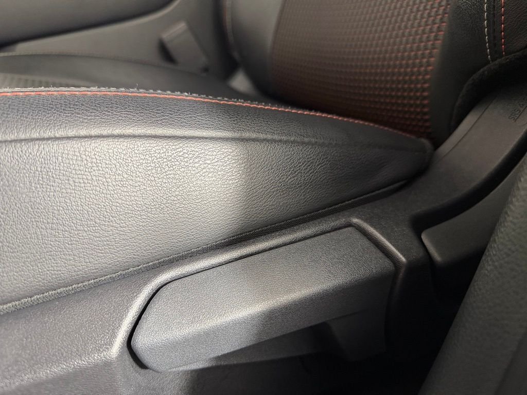 Used 2025 Red Nissan SR image 21