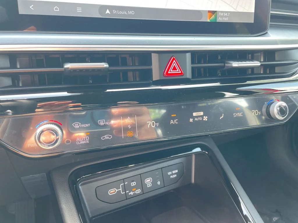 2026 Kia K5 GT - Photo 46