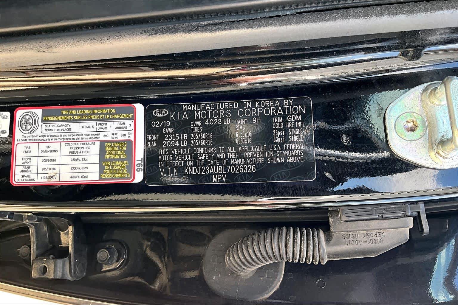 Used 2020 Cherry Black Kia LX image 35