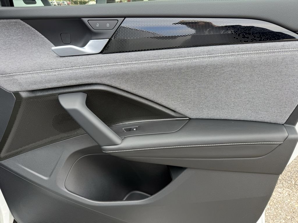 2026 Volkswagen Tiguan S - Photo 34