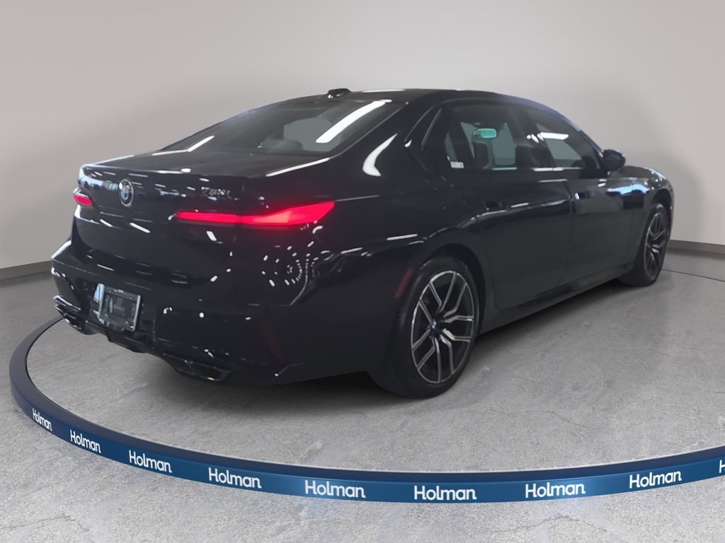 New 2026 Black Sapphire Metallic BMW 760i xDrive image 4