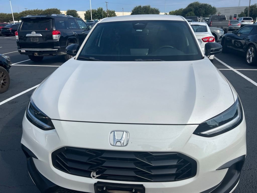 Certified Used 2024 Platinum White Pearl Honda 5DR 2WD SPORT image 2