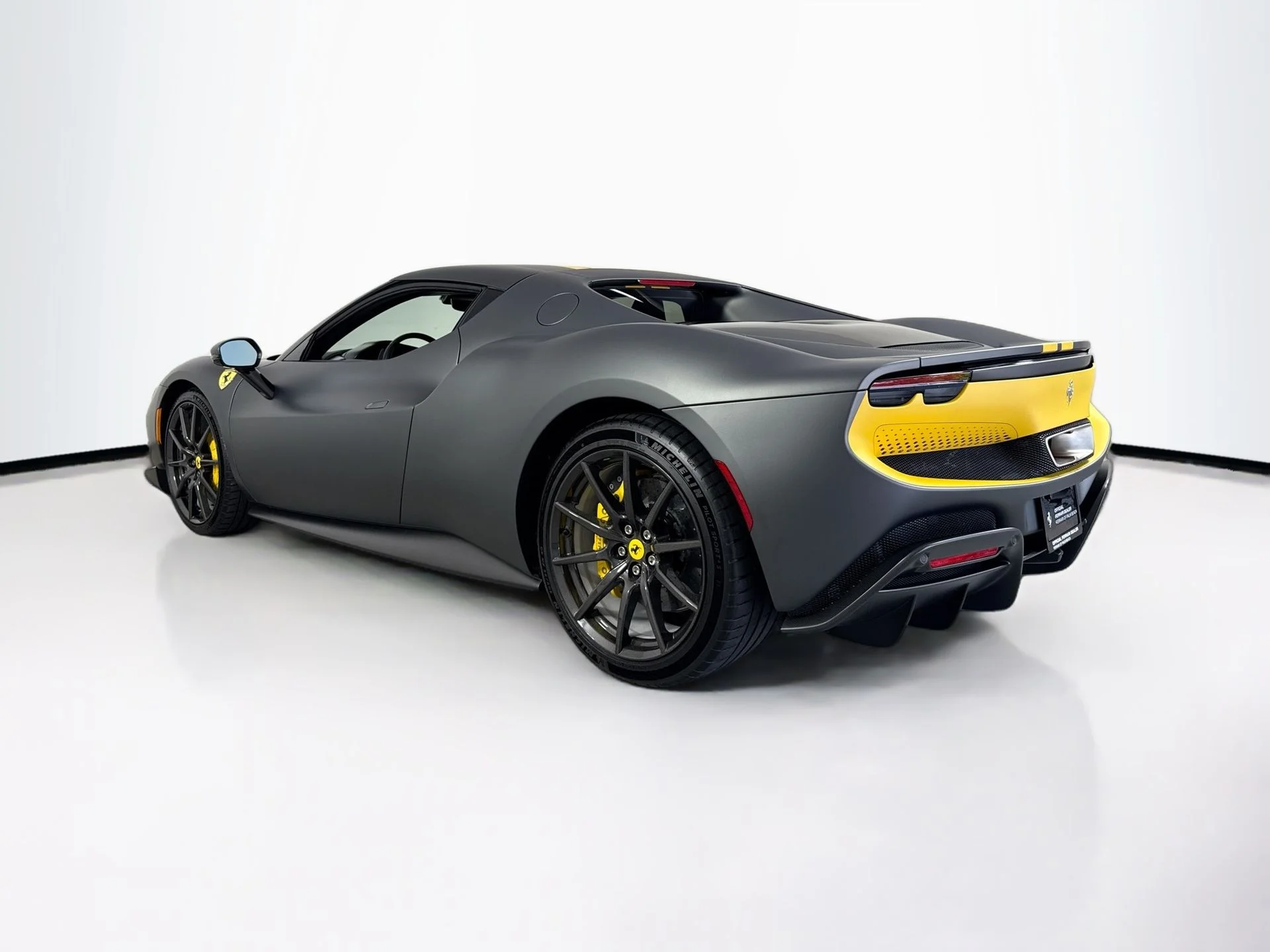 Certified Used 2022 Grigio Silverstone Opaco Ferrari Base image 5