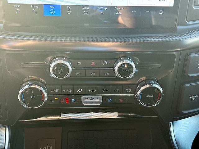 2025 Ford F-150 Platinum - Photo 16