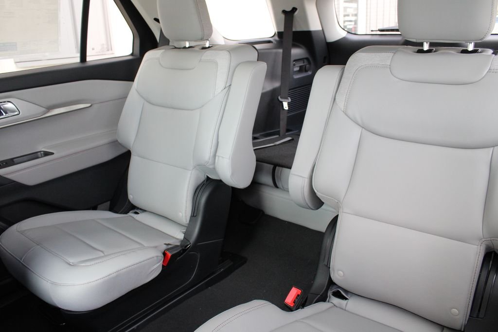 2026 Ford Explorer Active - Photo 22