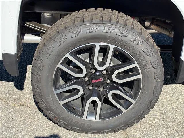 2026 GMC Sierra 1500 AT4 - Photo 17