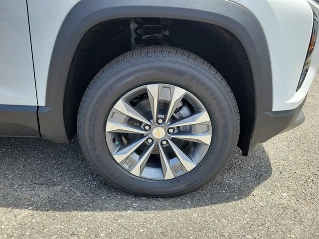 2026 Chevrolet Equinox LT - Photo 6