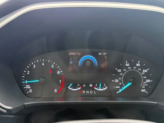 Used 2022 Silver Ford SE image 19