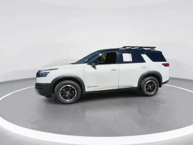 Used 2025  Nissan Rock Creek image 5