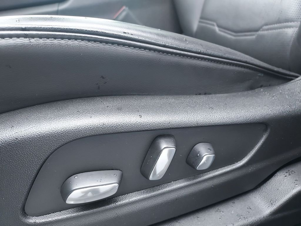 Used 2024 Black Cadillac Sport image 18