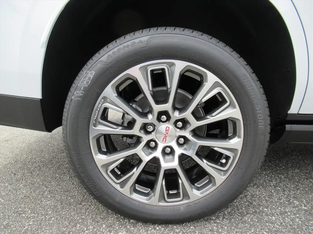 Used 2026 White GMC Denali image 8