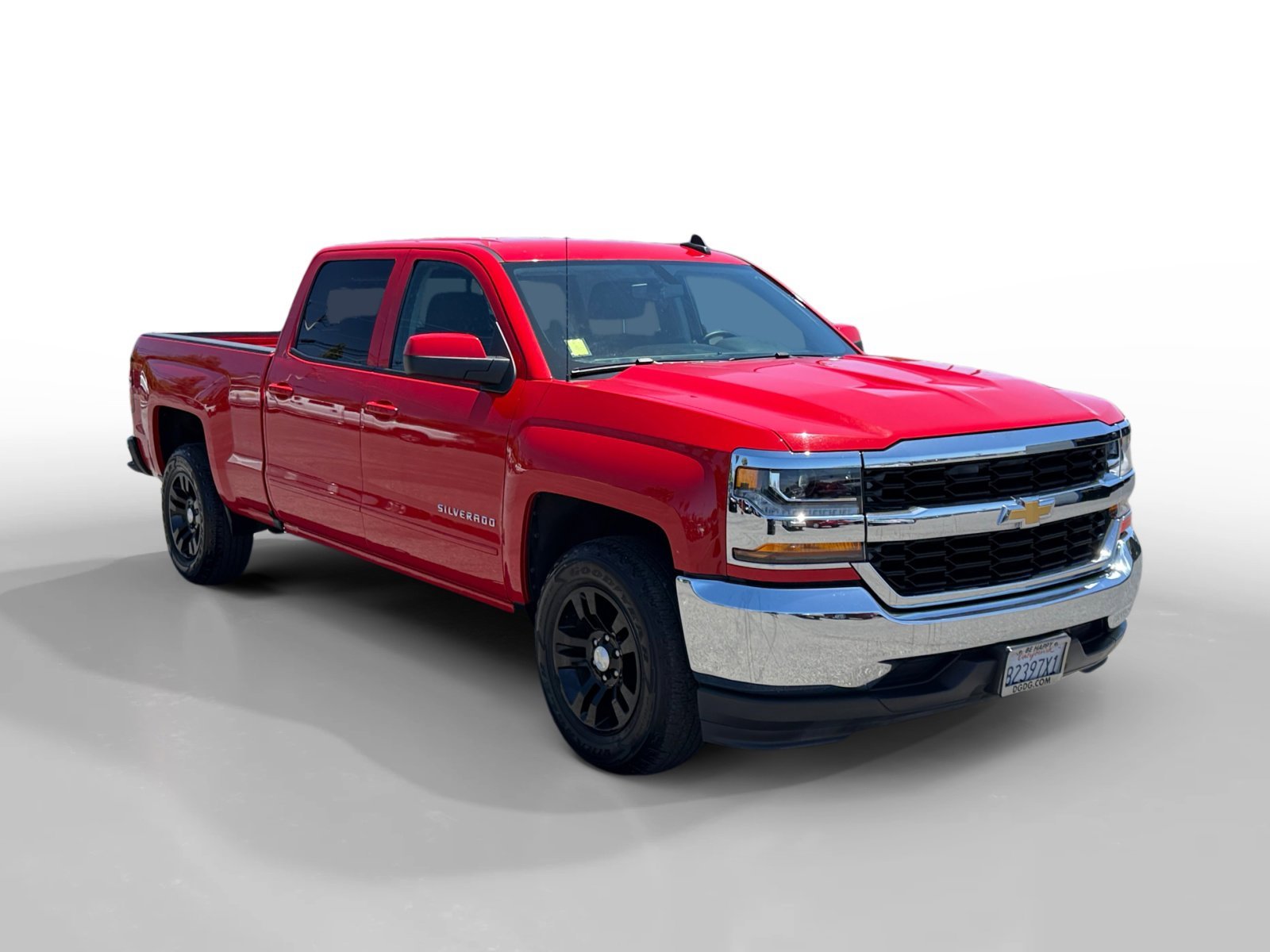 Used 2017 RED HOT Chevrolet LT image 7