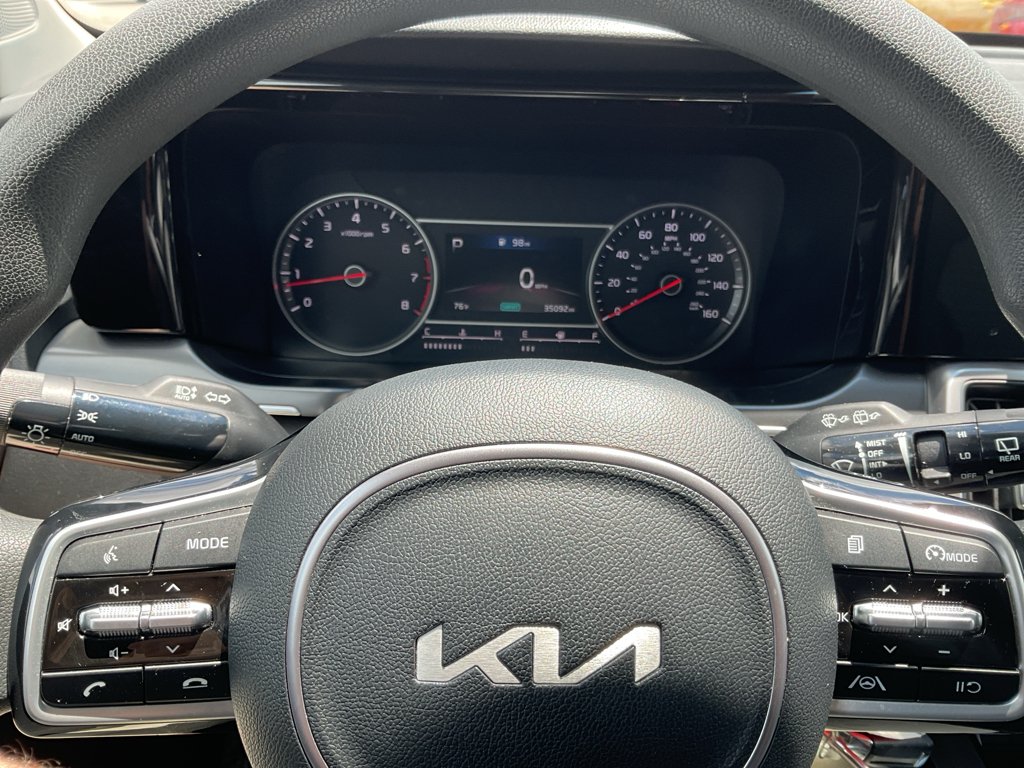 Certified Used 2023 Everlasting Silver Kia LX image 30
