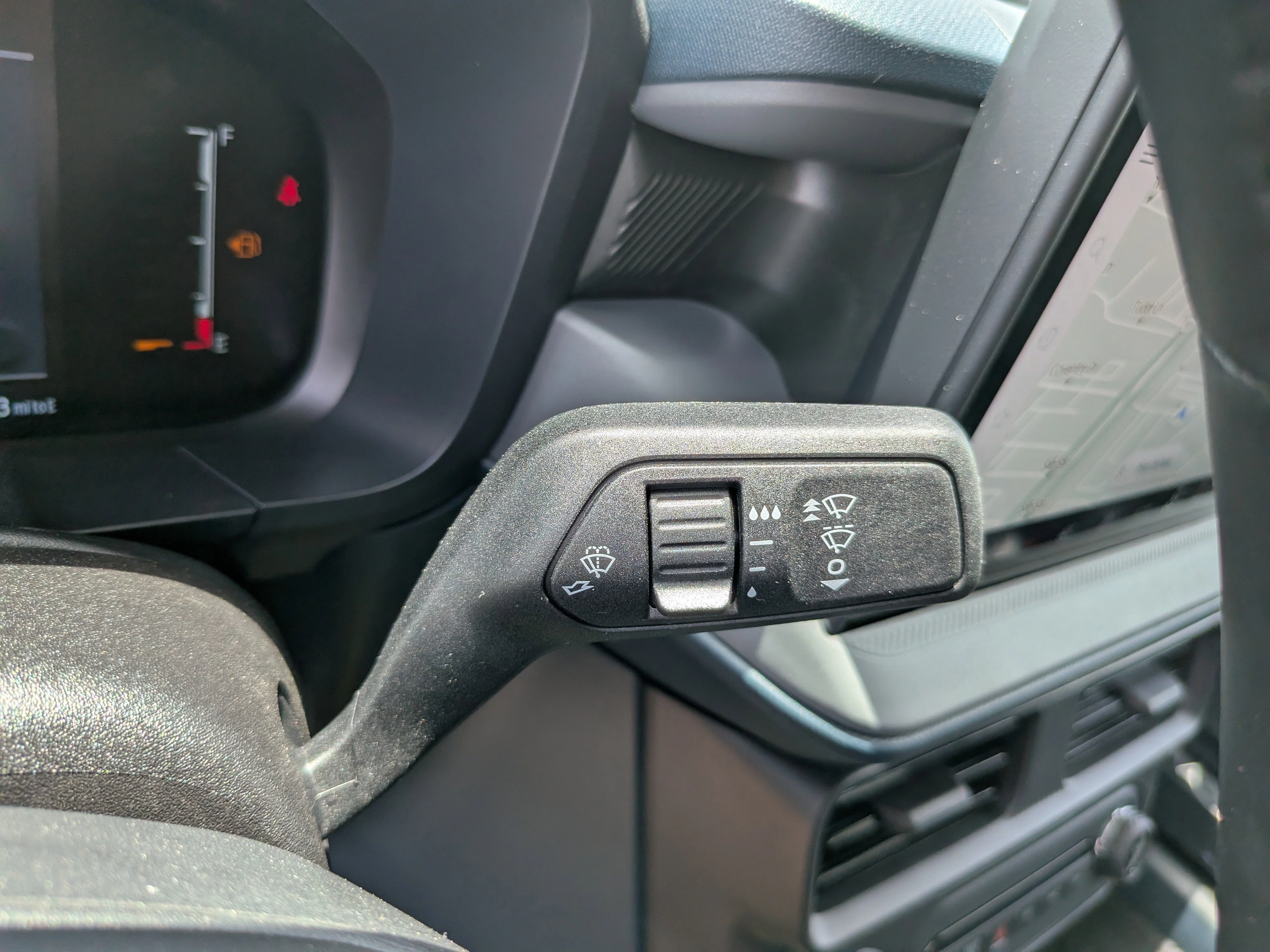 New 2026 Oxford White Ford Lariat® image 31