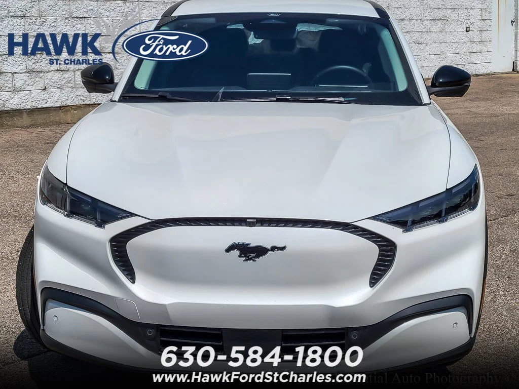 New 2026 Star White Metallic Tri-coat Ford Select image 3