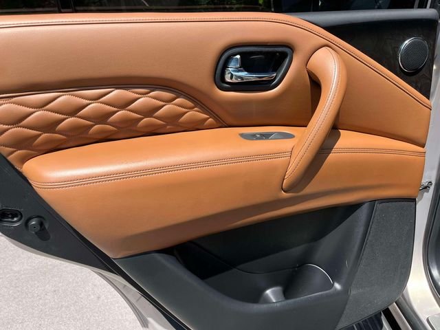 Used 2018 Beige INFINITI Base image 17