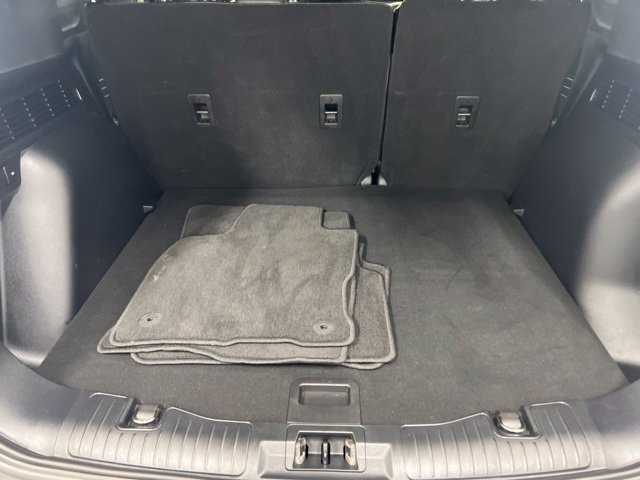 Used 2022 Black Ford Titanium image 9