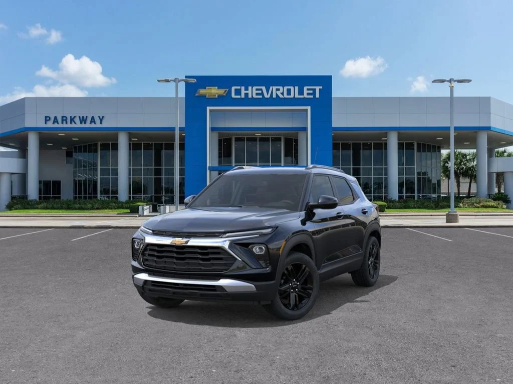 New 2026 Mosaic Black Metallic Chevrolet LT image 8