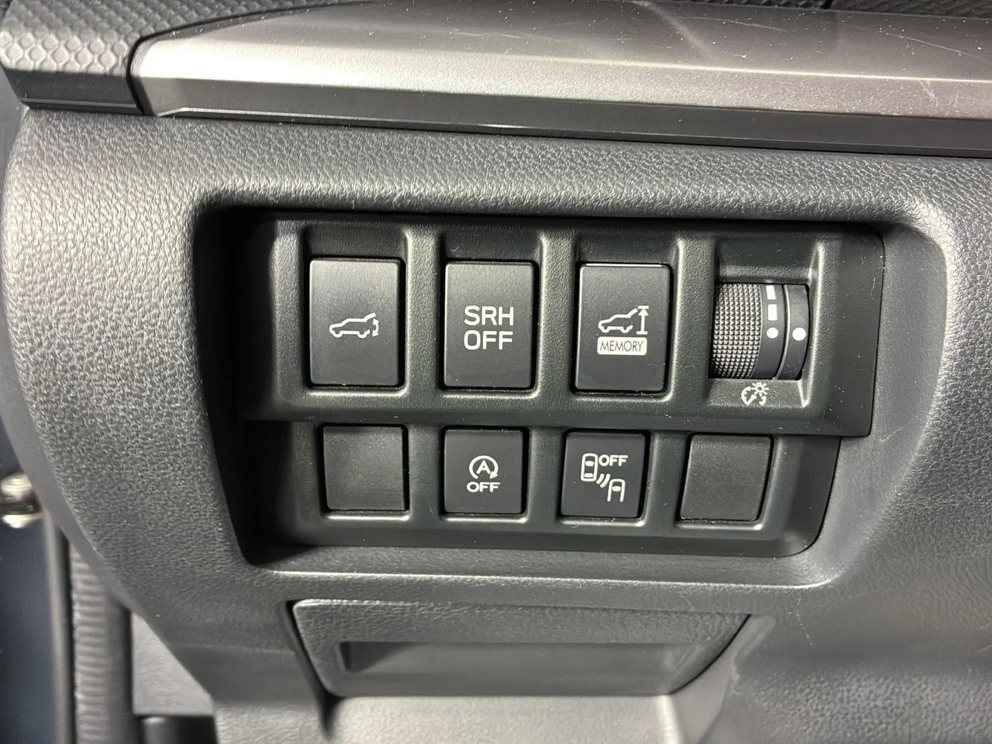Used 2022 Magnetite Gray Metallic Subaru Premium image 27