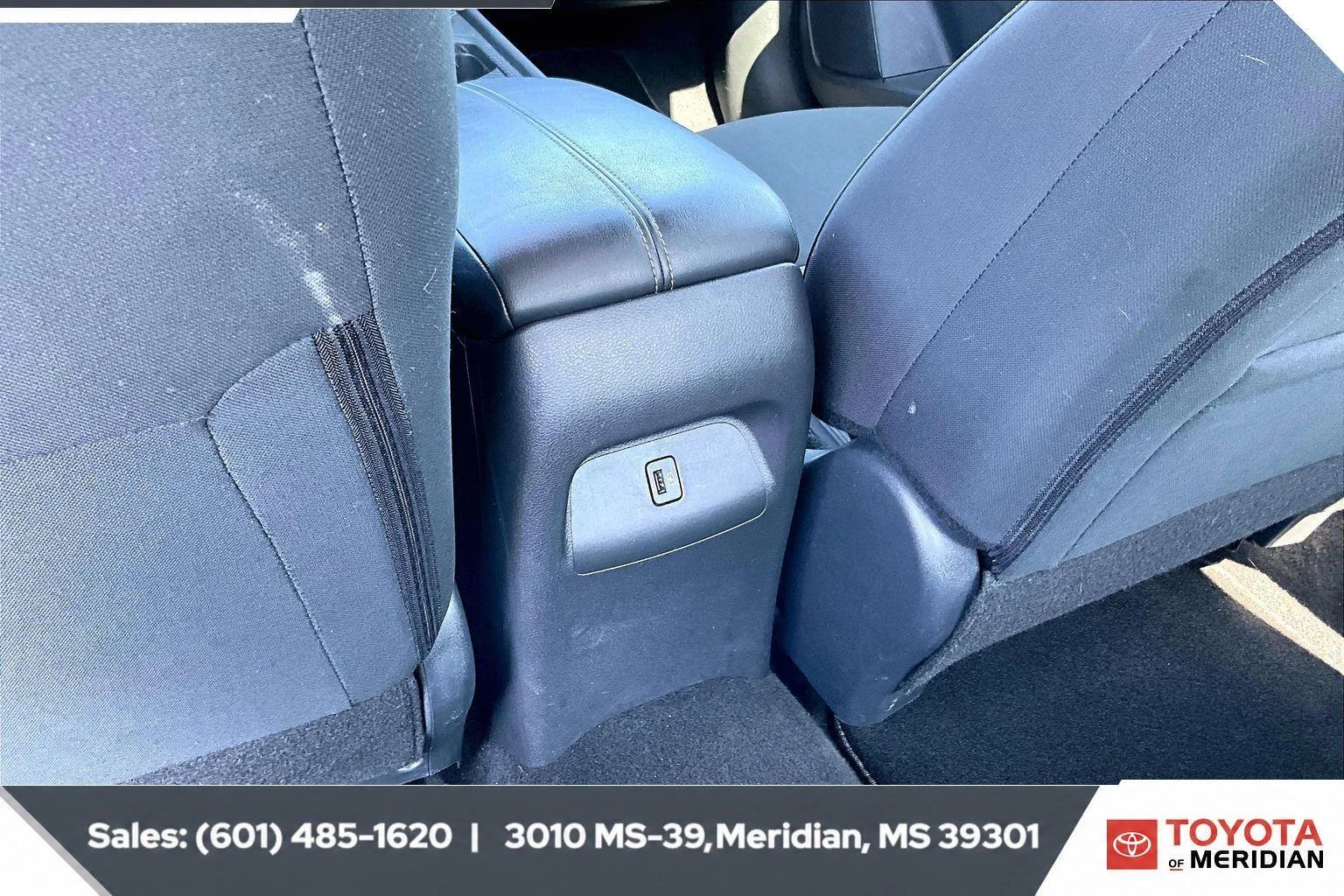 Used 2025 Atlantic Gray Metallic Nissan SV image 24
