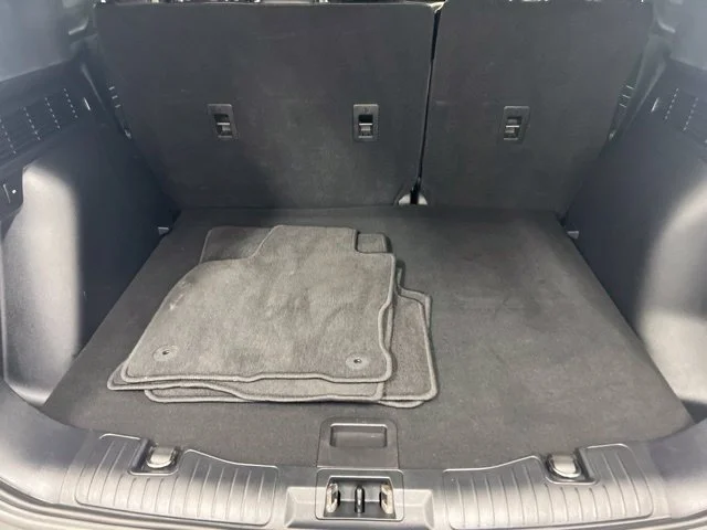 Used 2022 Black Ford Titanium image 9