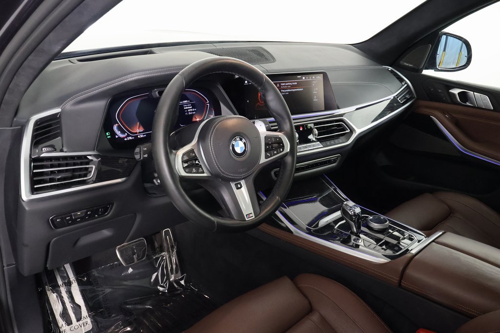 Certified Used 2022 Arctic Grey Metallic BMW xDrive40i image 7