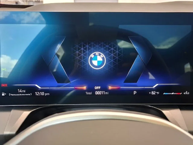 New 2026 Alpine White BMW 30 xDrive image 18