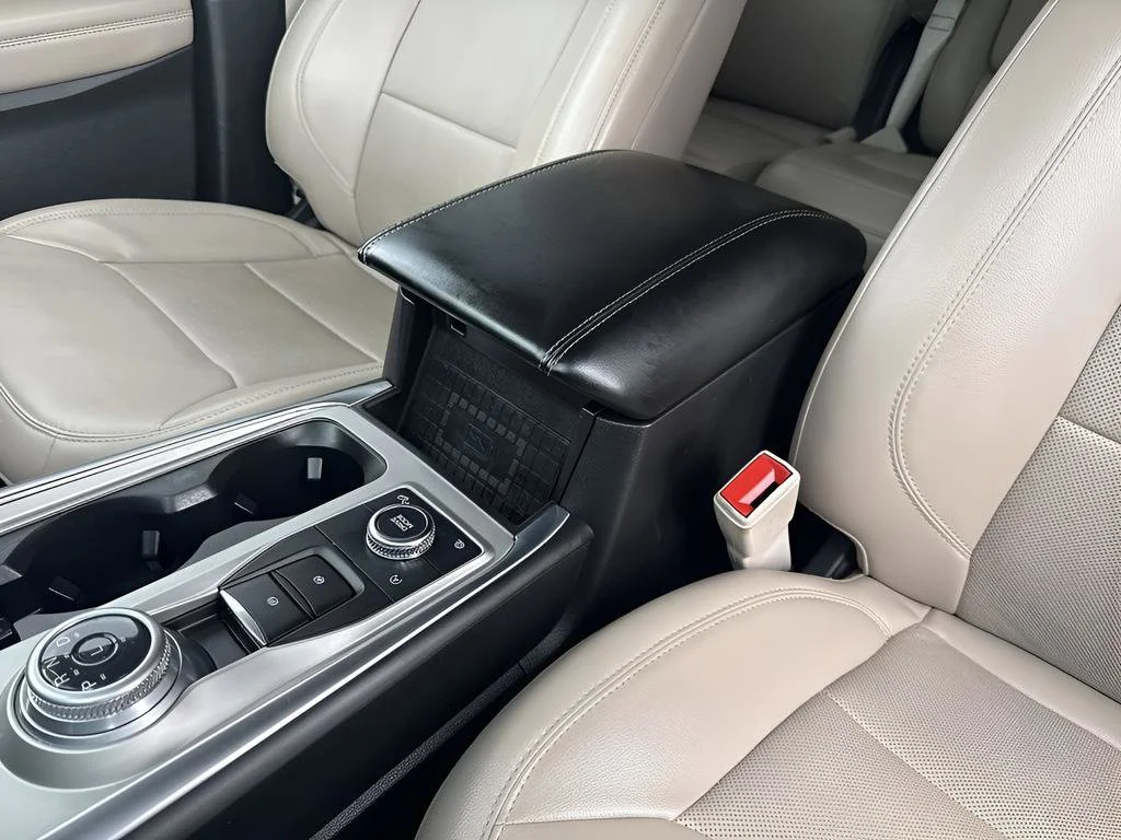 2023 Ford Explorer Limited - Photo 22